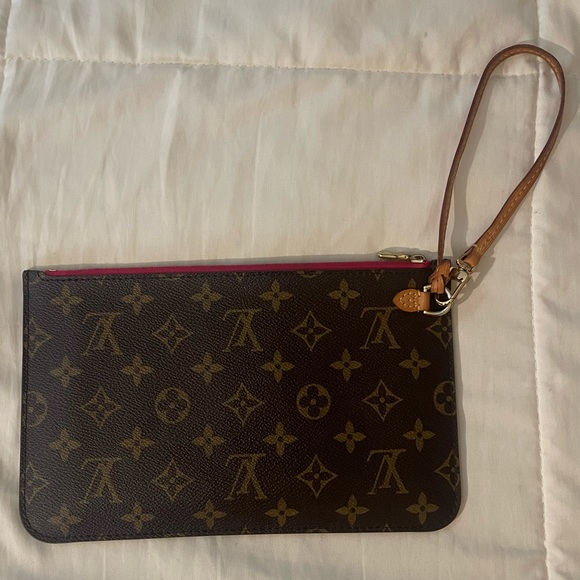 Louis Vuitton Handbags - LOUIS VUITTON
Monogram Neverfull MM GM Pochette Pivoine